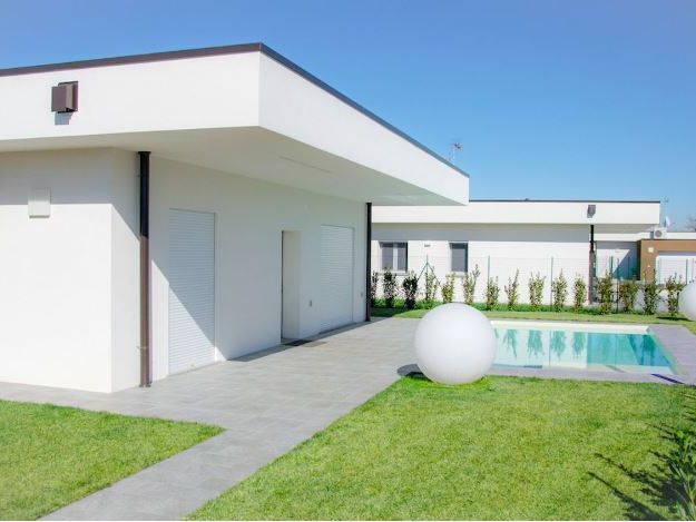 Villa zum Kauf am Gardasee mit Pool in Lonato del Garda, Italien